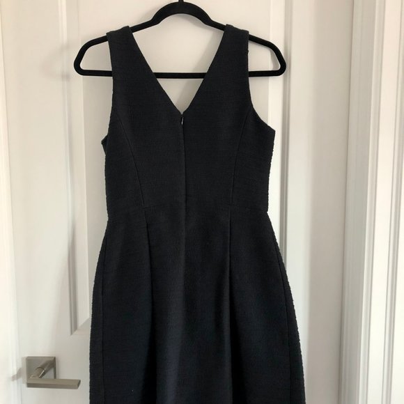 NEW Banana Republic Black Dress - Picture 3 of 3